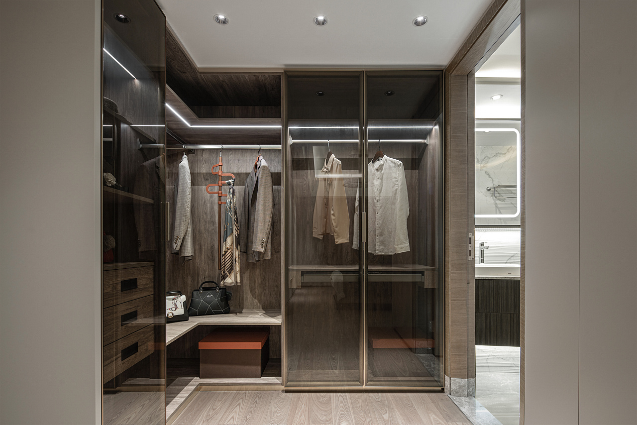 現代時尚，質感輕奢