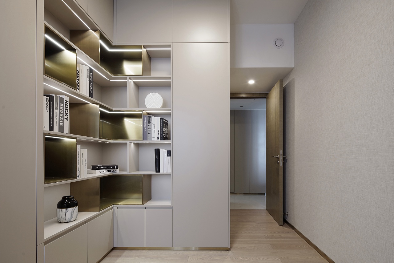 現代時尚，質感輕奢